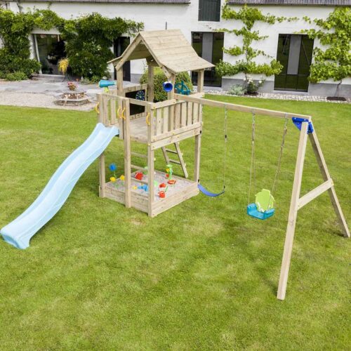 Wooden_tower_Pagoda_with_extension Ξύλινος πύργος Pagoda με προέκταση