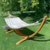αιώρα-με-ξύλινη-ράβδο-chillounge-palma-beach-σταντ-ευκάλυπτου Αιώρα με ξύλινη ράβδο Chillounge Palma & σταντ Ευκάλυπτου