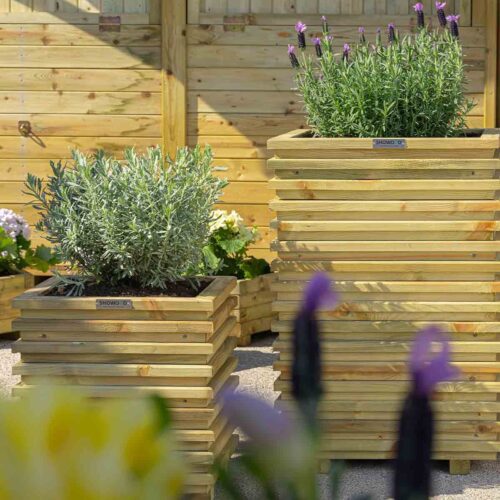 γλαστρα-τετραγωνη-50466 Ξύλινη γλάστρα τετράγωνη με πηχάκια