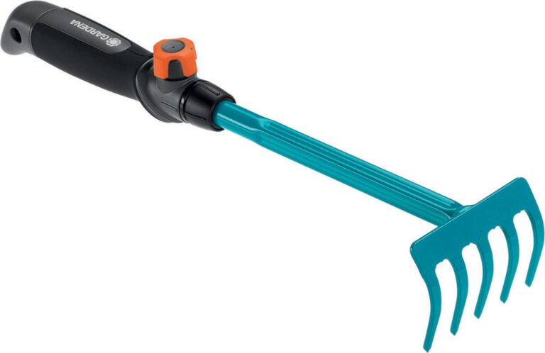 Χειροκίνητη τσουγκράνα Gardena Combi 8,5cm με πλαστικό άξονα και λαβή.